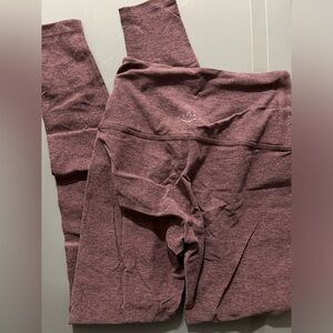 Beyond yoga leggings